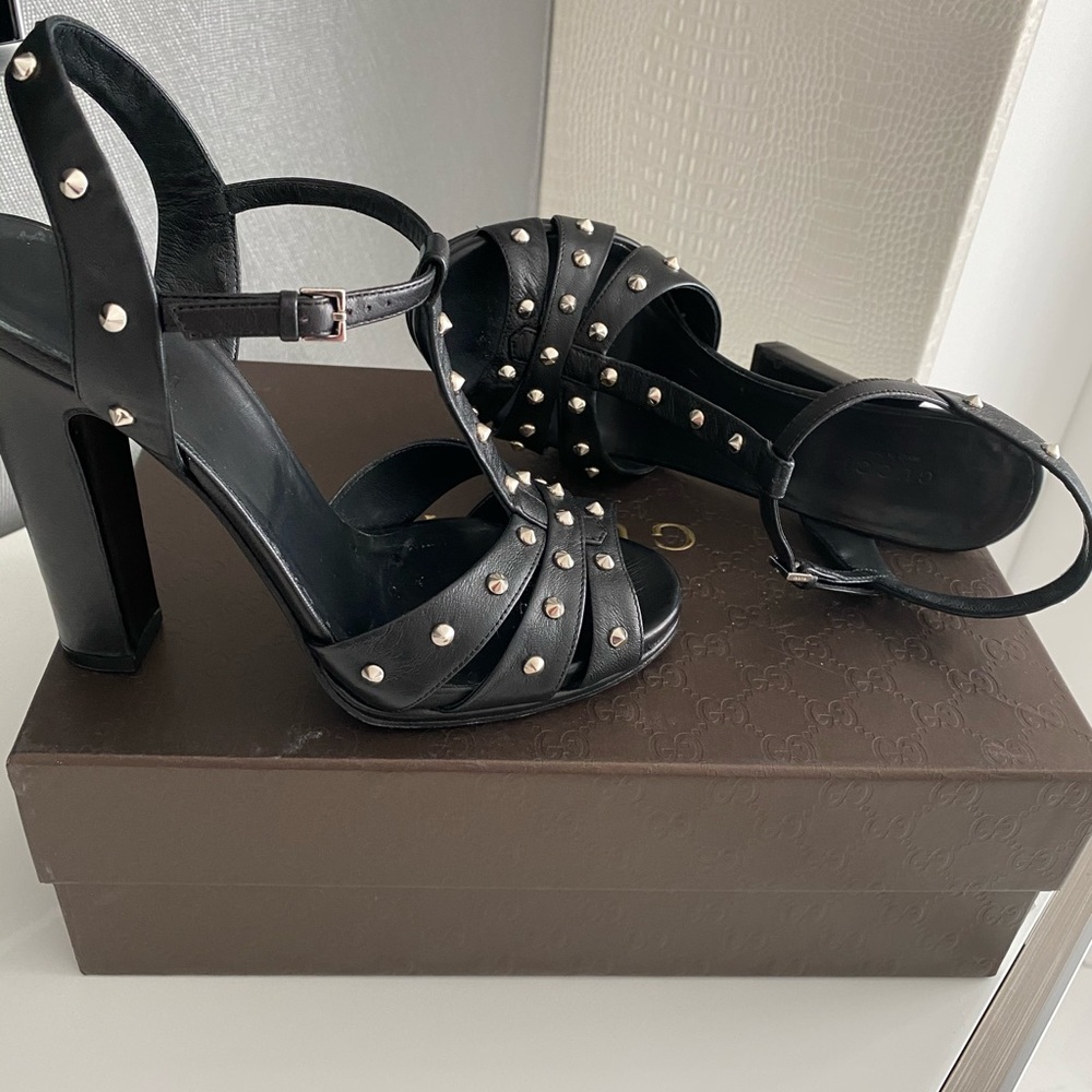 Gucci Shoes - Picture 6 of 8